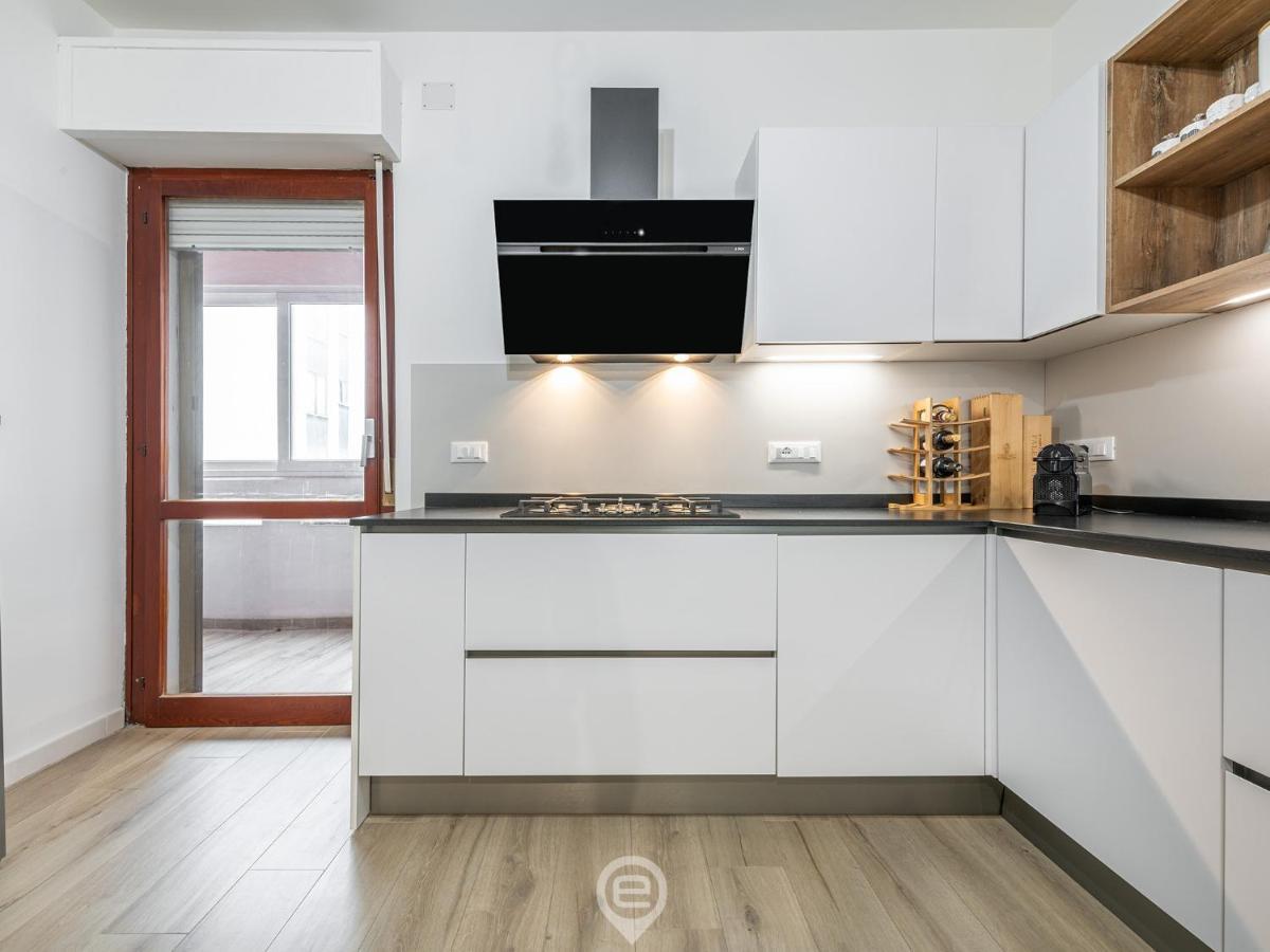 Giulia'S House Apartment Oristano Luaran gambar