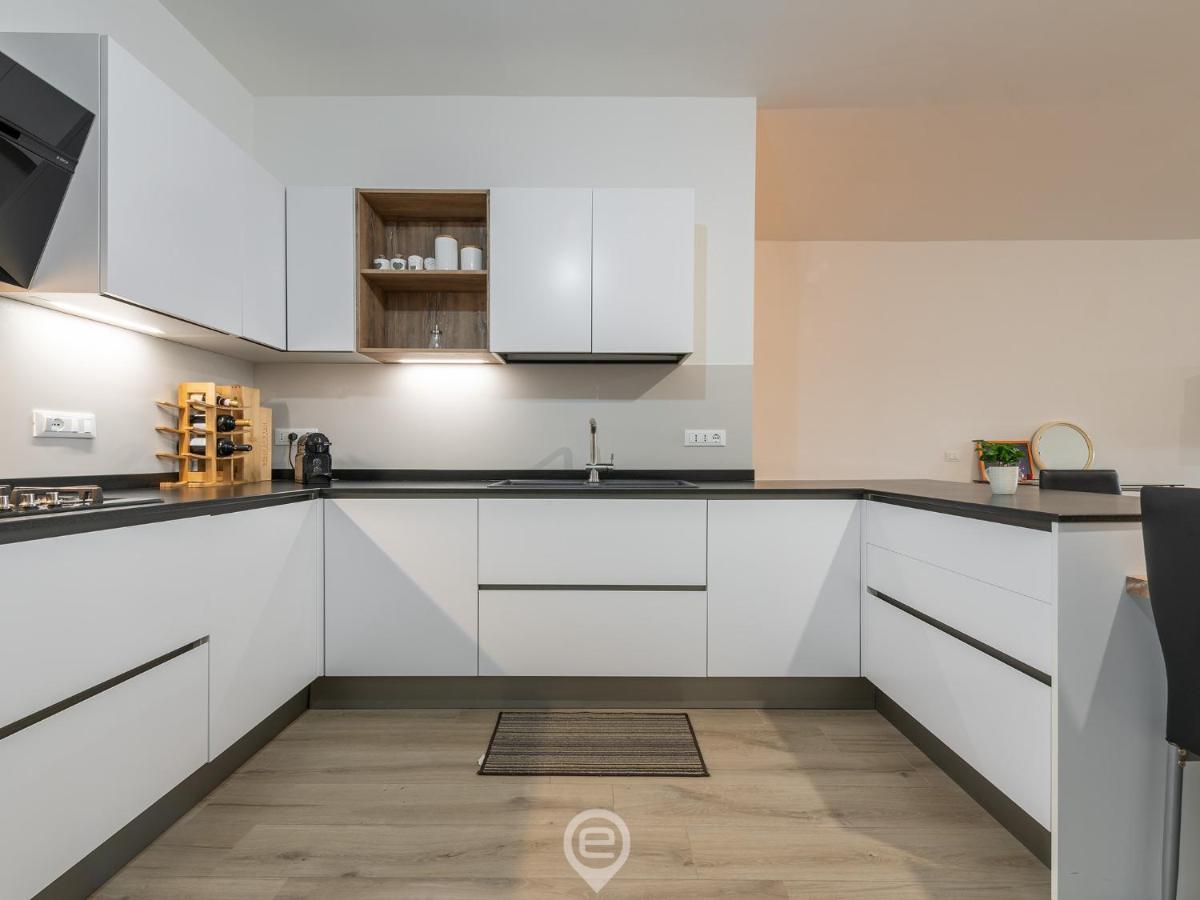 Giulia'S House Apartment Oristano Luaran gambar