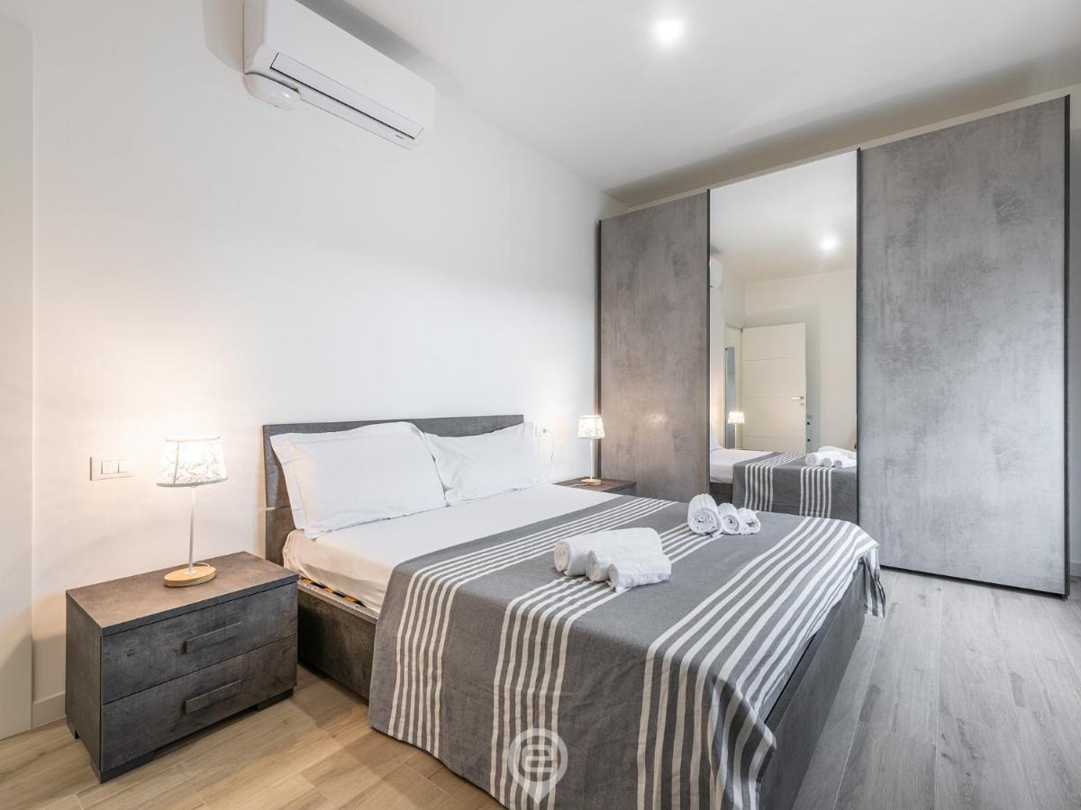 Giulia'S House Apartment Oristano Luaran gambar