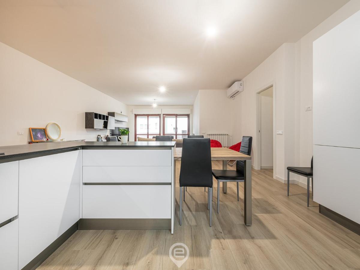 Giulia'S House Apartment Oristano Luaran gambar